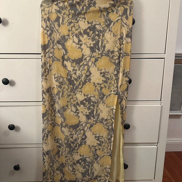 Free People Mesh Yellow and Grey Floral Midi Skirt size Small - Picture 2 of 5
